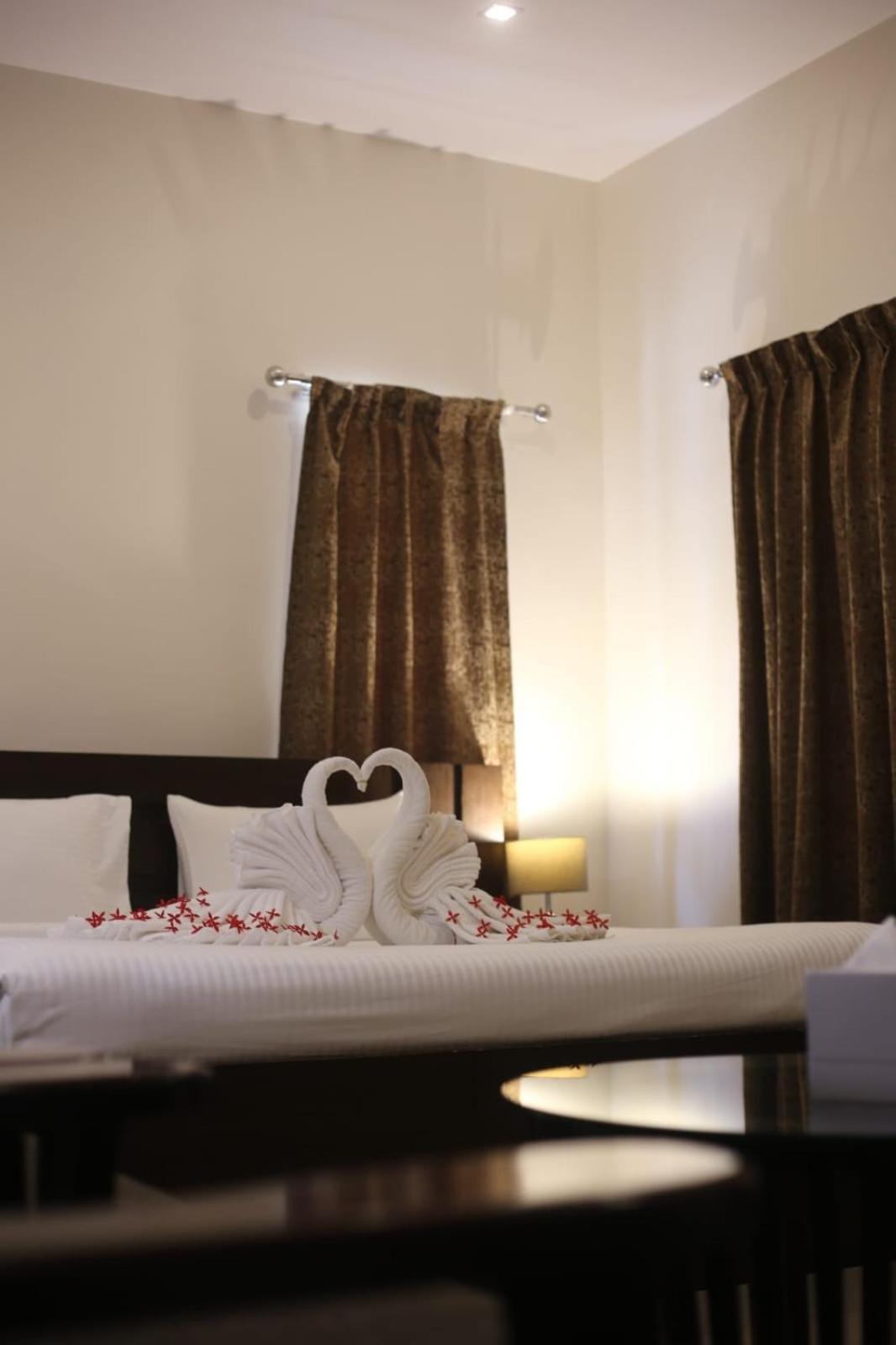 Aroma Ayur Heritage Mattanur Luaran gambar