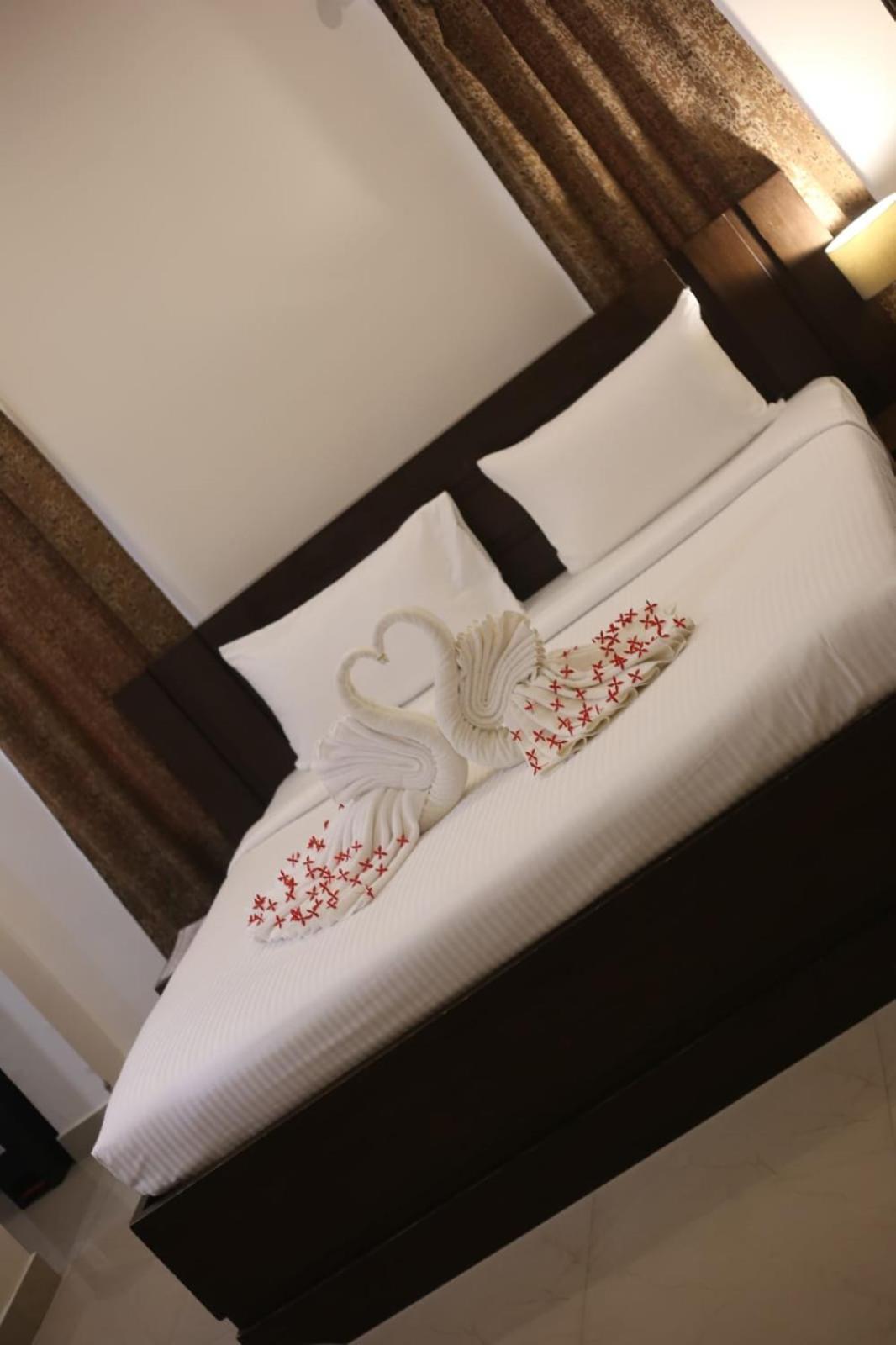 Aroma Ayur Heritage Mattanur Luaran gambar